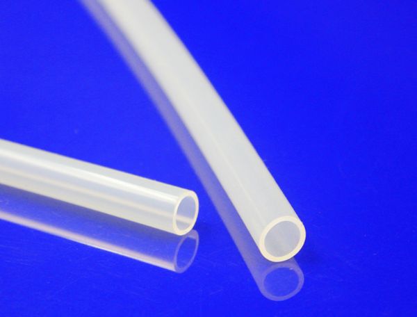  硅胶管与PVC