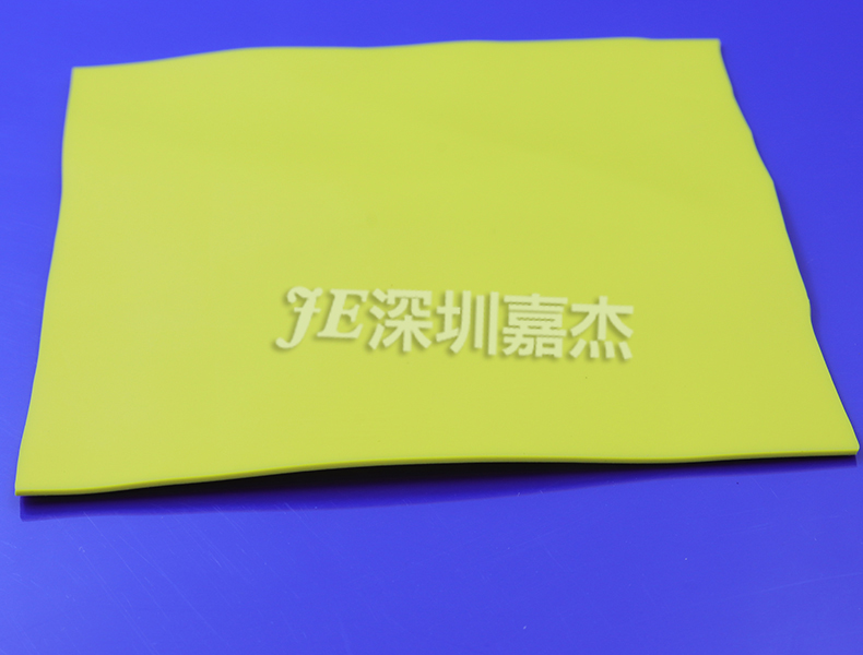 硅胶导热垫片怎么安装？